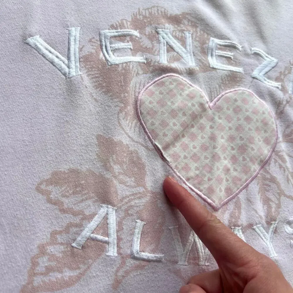 Vintage 90s Venezia Pink Embroidered Heart Sweatshirt Women's 26/28 Crewneck